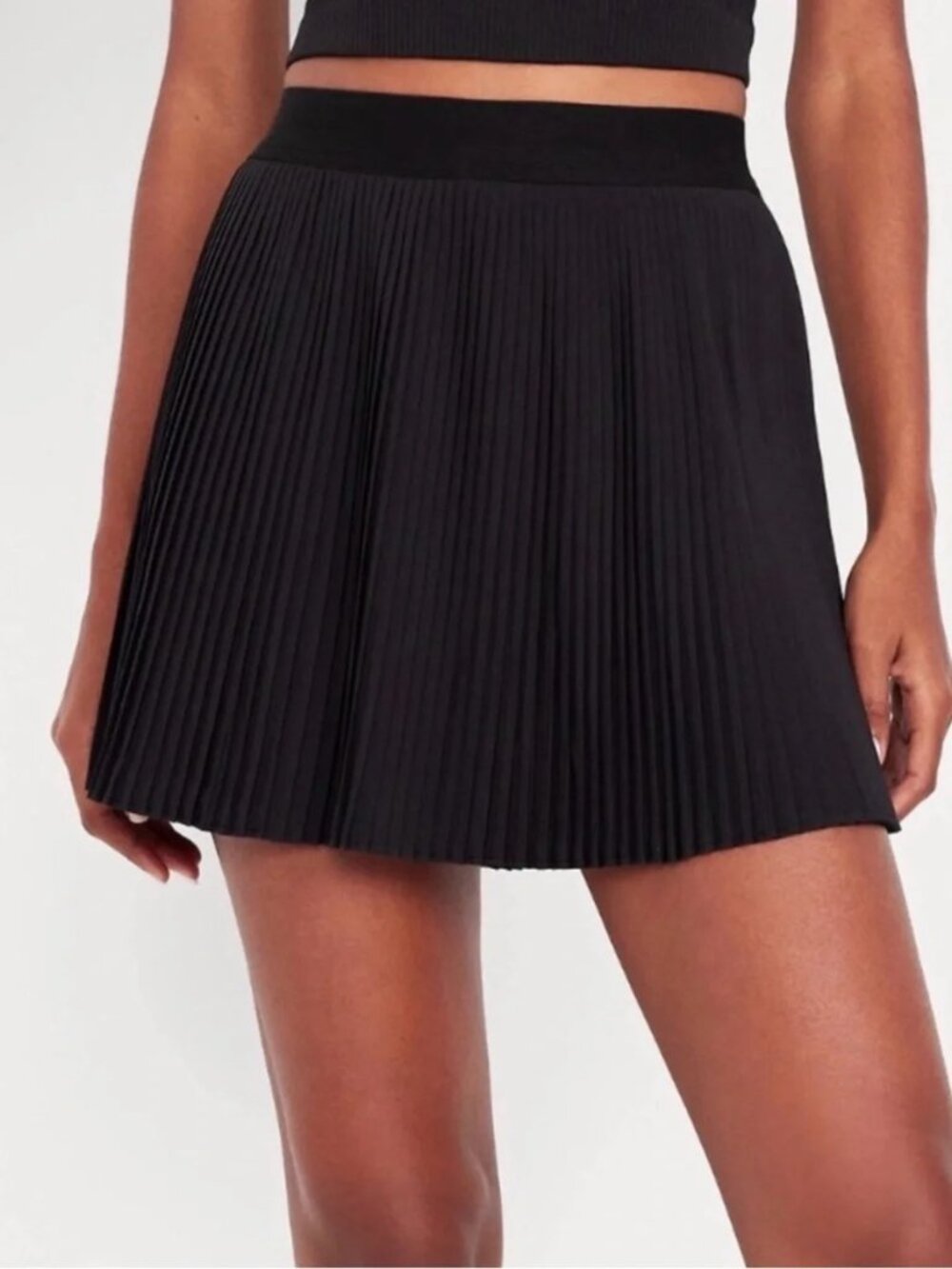 Old Navy Pleated Athletic Skirt NWOT